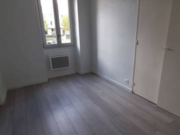 Room For Rent Vesseaux 437140