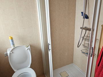 Colocation à louer à Riec-Sur-Bélon - salle de bain-6