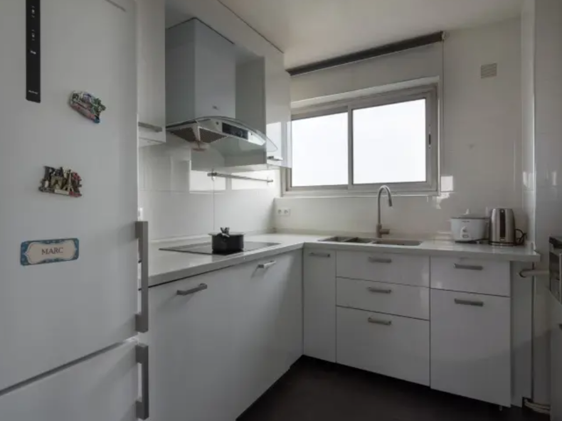 Kolokation Massy 245076-3