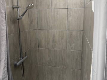 Chambre chez l'habitant à louer à Pélissanne - photo 6 : salle de bain-6