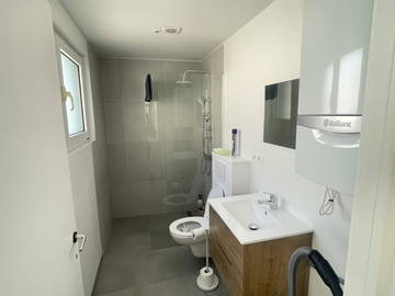 Colocation à louer à Charleroi - photo 5 : salle de bain-5