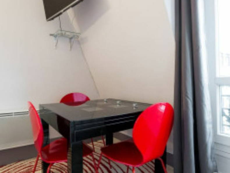 Colocación Paris 240871-3