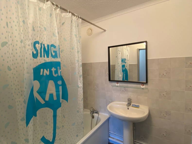 Kolokation Saint-Denis 485417-3