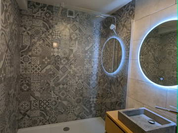 Wohngemeinschaft zur Miete in Charleroi - Foto 3 : Badezimmer-3