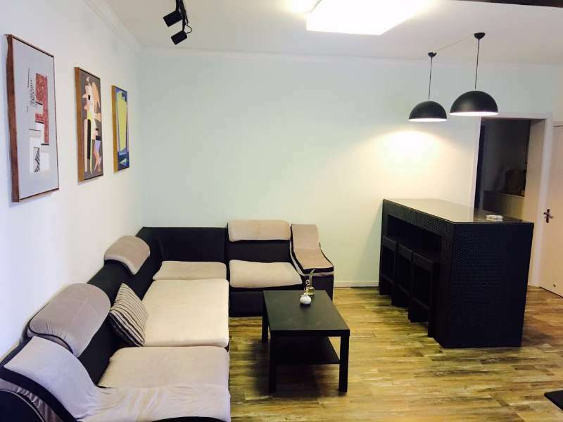 Colocation Shanghai Shi 180643