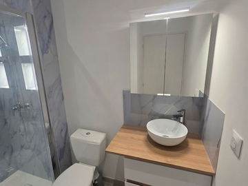 Colocation à louer à Lens - photo 4 : salle de bain-4