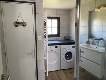 Entire home for rent in Angoulins - photo 9 : Bathroom-9
