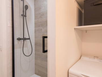 Homestay for rent in Saint-Herblain - photo 6: Bathroom-6