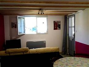 Student Furnished Shared Apartment 3 Minutes From La Roche Sur Yon Dir