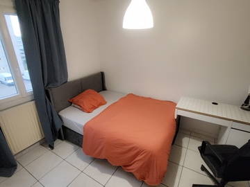 Colocation à louer à Saint-Priest - photo 1-1