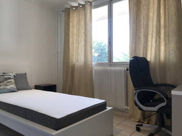 Chambre À Louer Vénissieux 416730