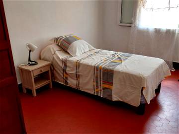 Roomlala | Colocation of 2 bedrooms ideally placed quiet building
