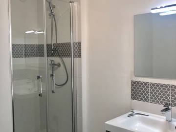 Unterkunft beim Gastgeber zur Miete in Mérignac - Foto 10 : Badezimmer-10