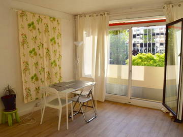 Room For Rent Antony 164768