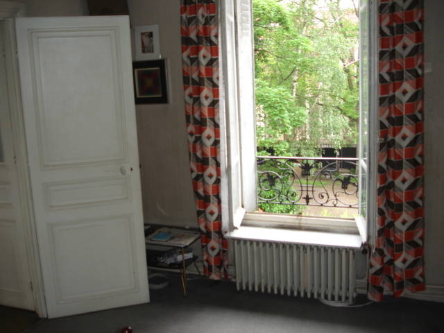 Homestay Courbevoie 23200