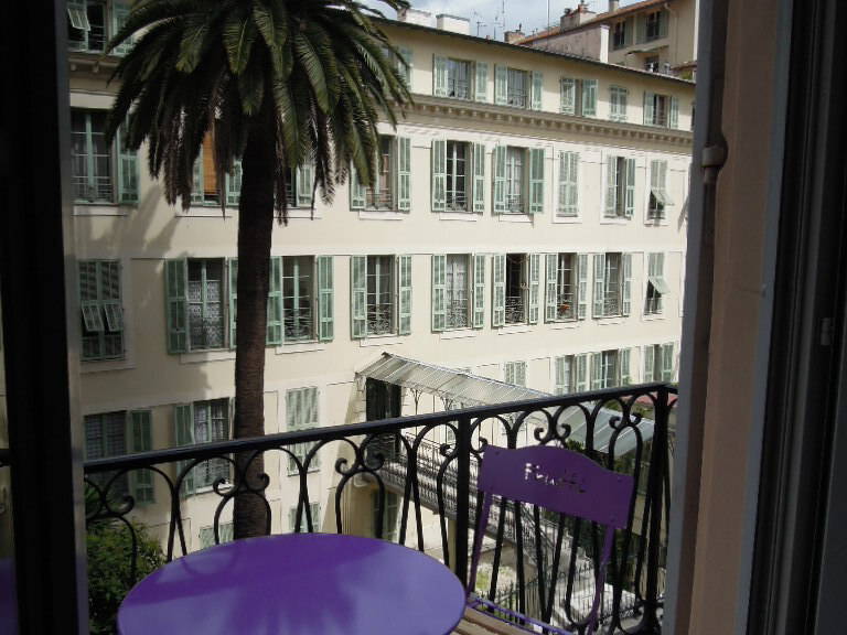 Colocation Nice 67640-1