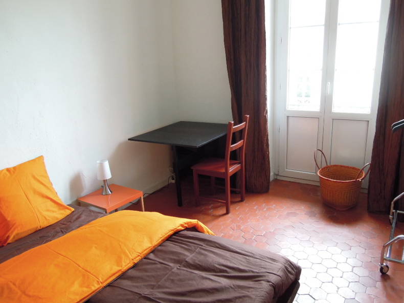 Colocation Nice 67640-2