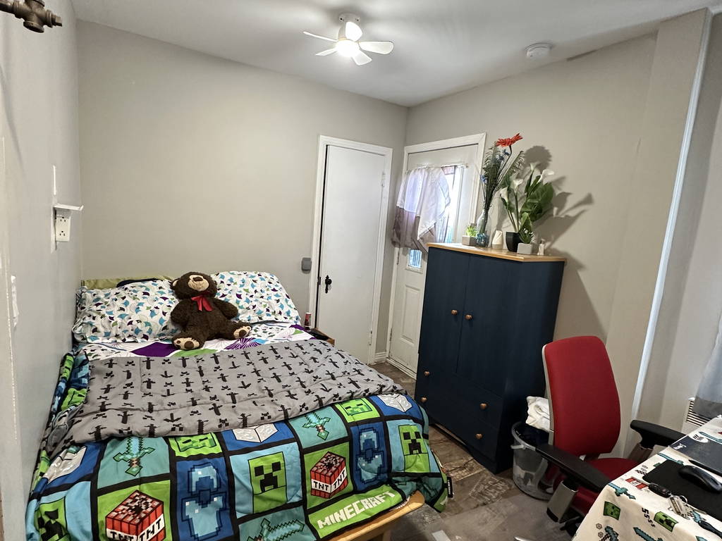 Colocação Montréal 239865-1