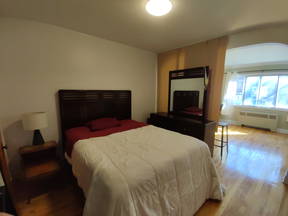 Mitbewohner Für Studenten - Zimmer Mit Privater Lounge