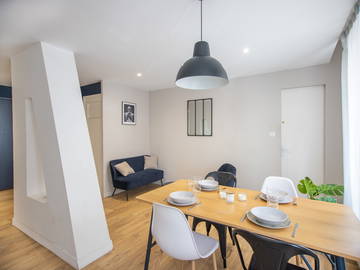 Shared accommodation à louer à Marseille - dining room-3
