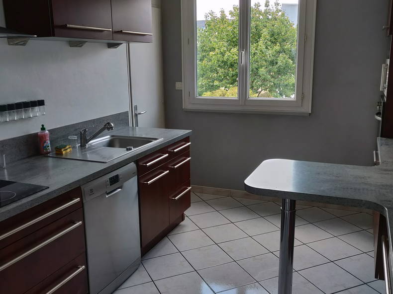 Kolokation Rezé 236137-4