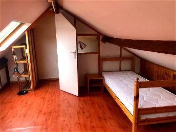 Roomlala | Colocation Saint-gilles – Chambre Duplex 25m2 – Loyer 540 € 