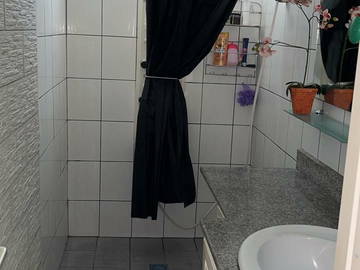 Colocation à louer à Les Abymes - photo 2 : salle de bain-2
