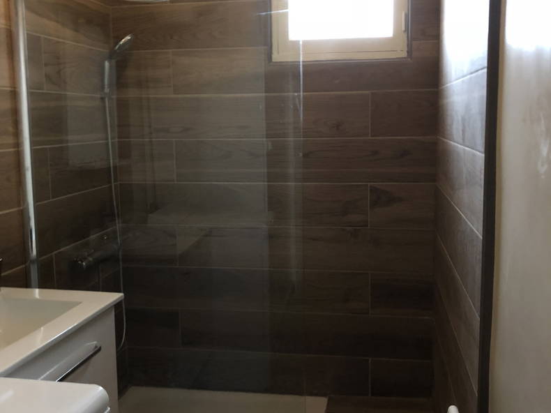 Colocation Valence 244082-2