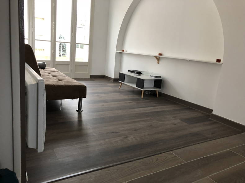 Colocation Valence 244082-5