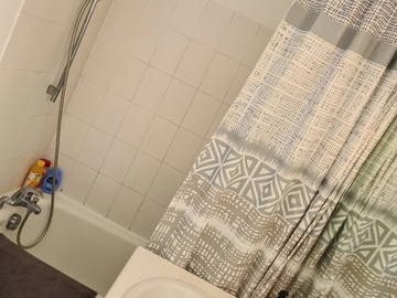Colocation à louer à Ville-La-Grand - photo 16 : salle de bain-16