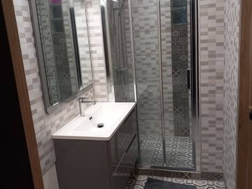 Colocation à louer à Ville-La-Grand - photo 18 : salle de bain-18