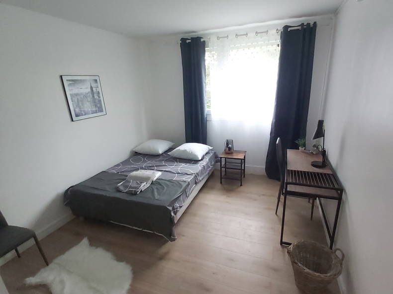 Homestay Saint-Étienne-du-Rouvray 400659-4