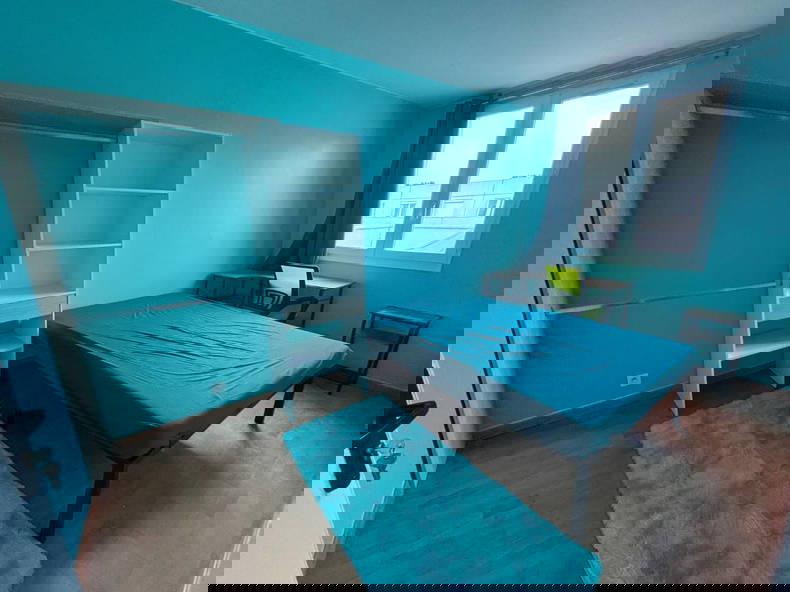 Kolokation Noisy-le-Grand 570133-3