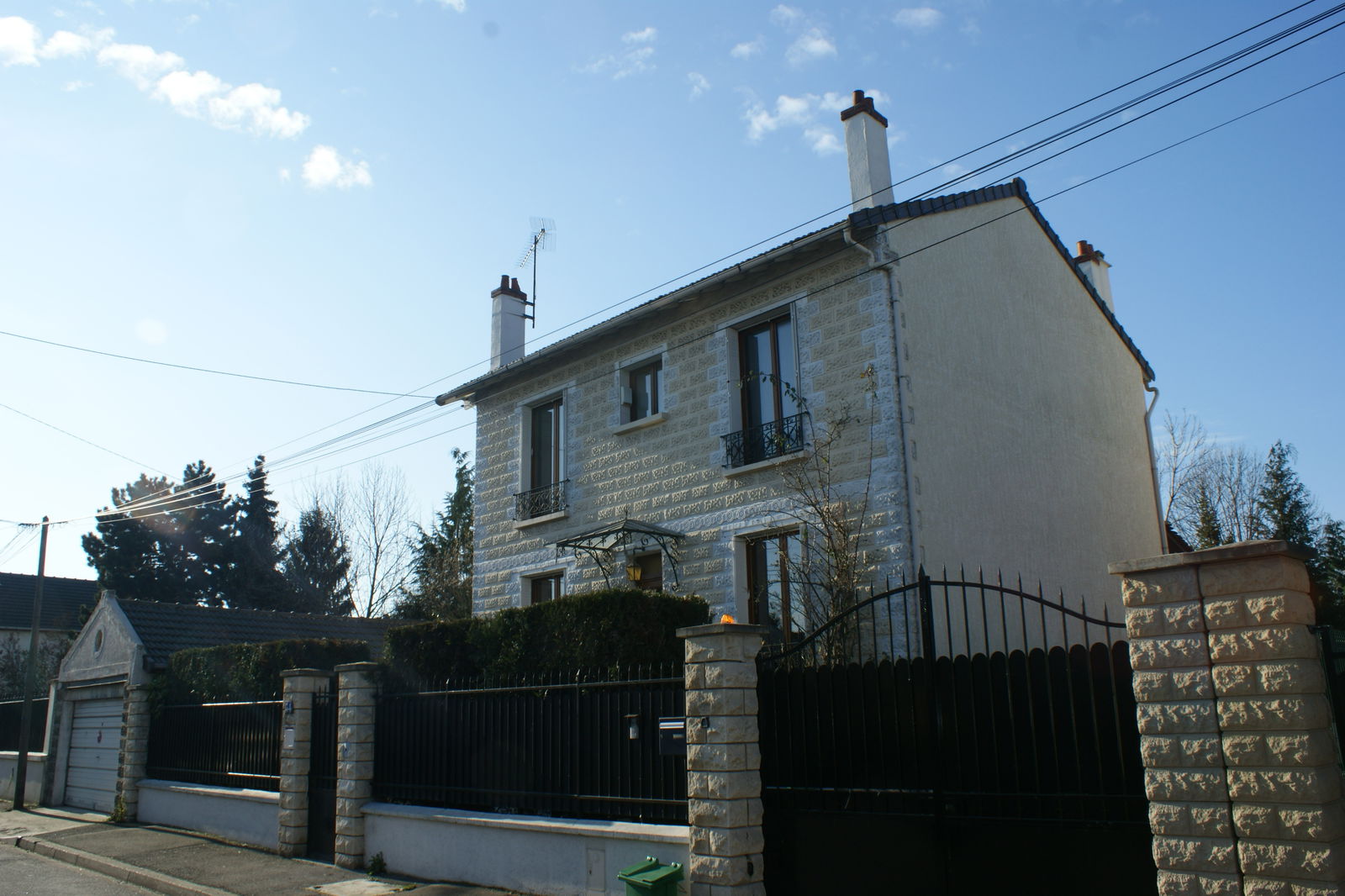 Collocazione Aulnay-sous-Bois 83296