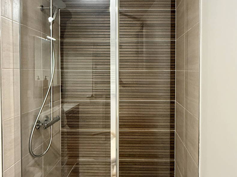 Entire Home Romainville 586385-5