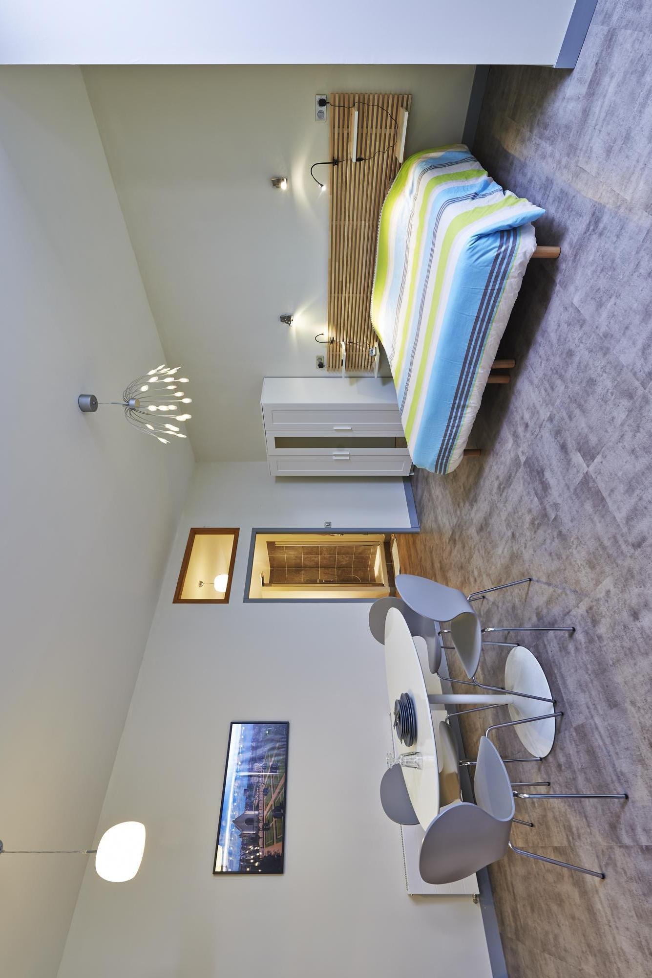 Independent Studio Angers 114450