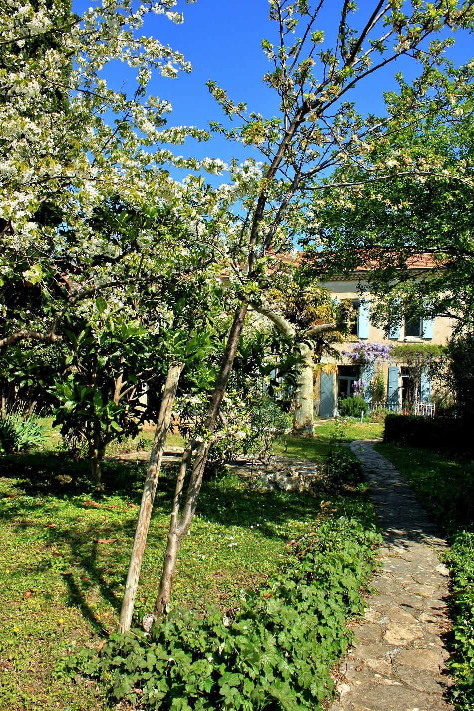 Gastgezin Montélimar 71446