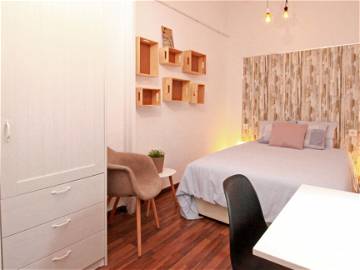 Room For Rent Barcelona 356756-1