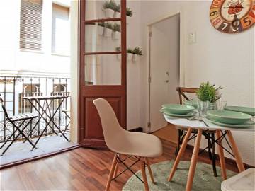 Homestay Barcelona 356756-9
