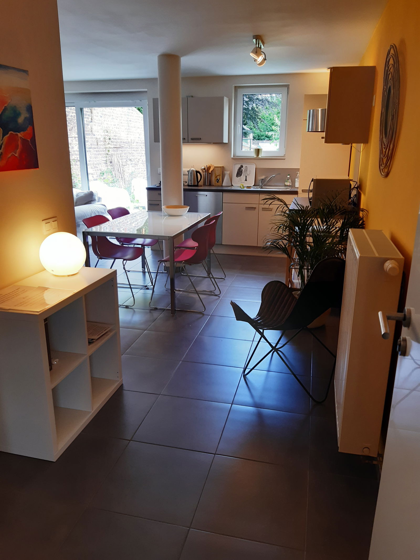 Independent Studio Huy 244231