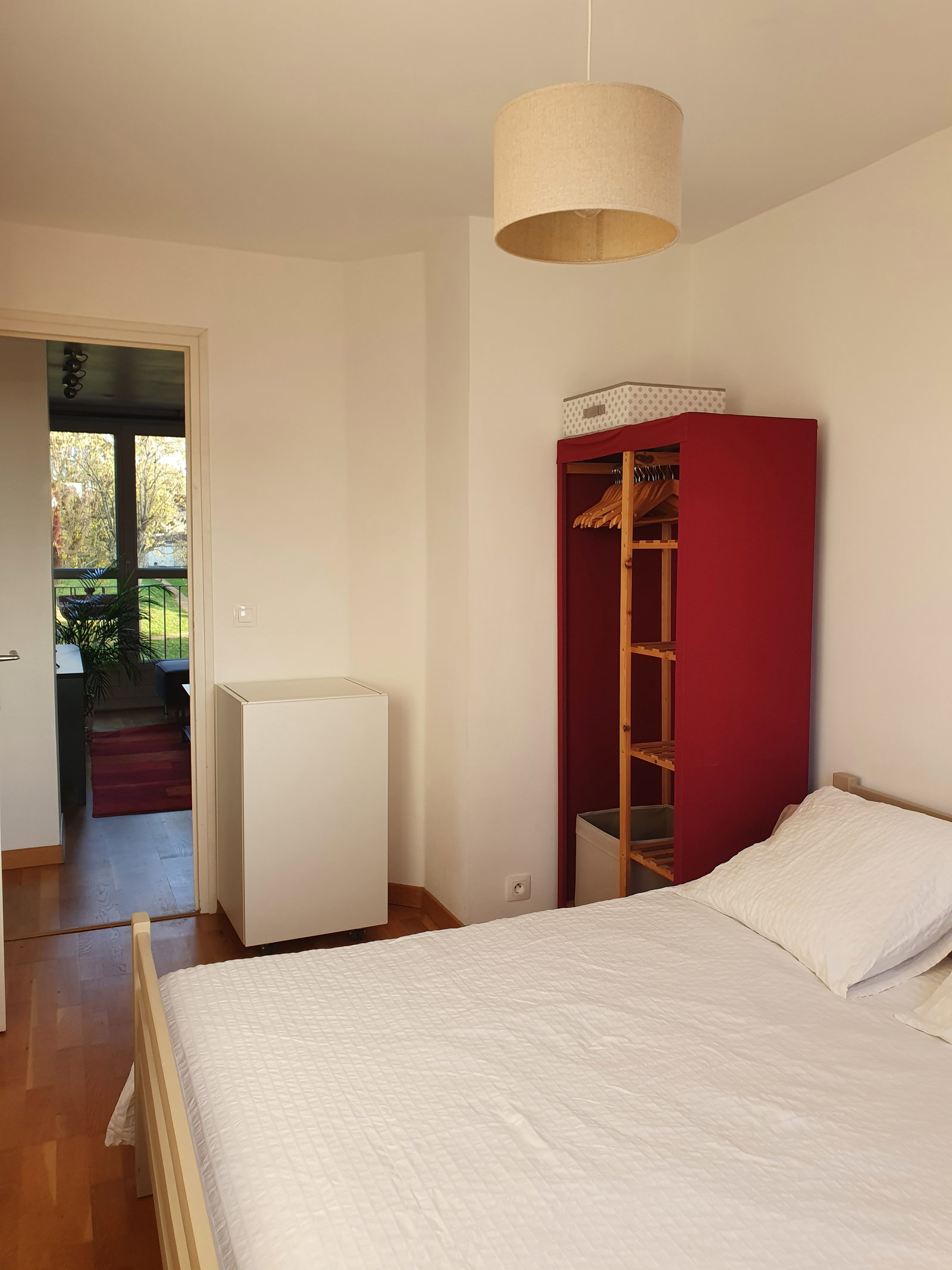 Colocation Tours 198058