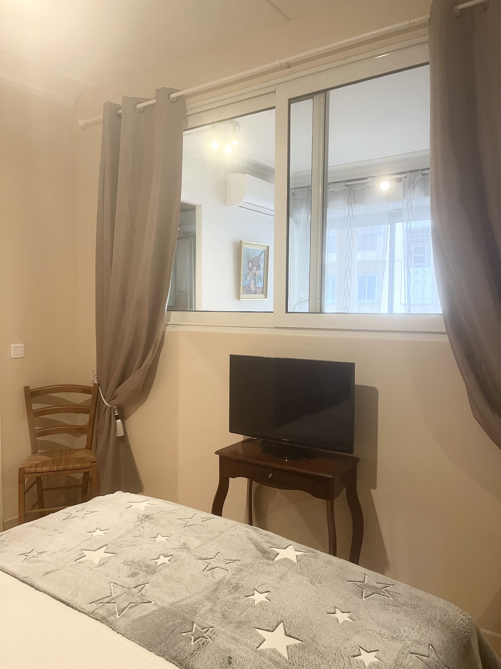 Homestay Nice 657302