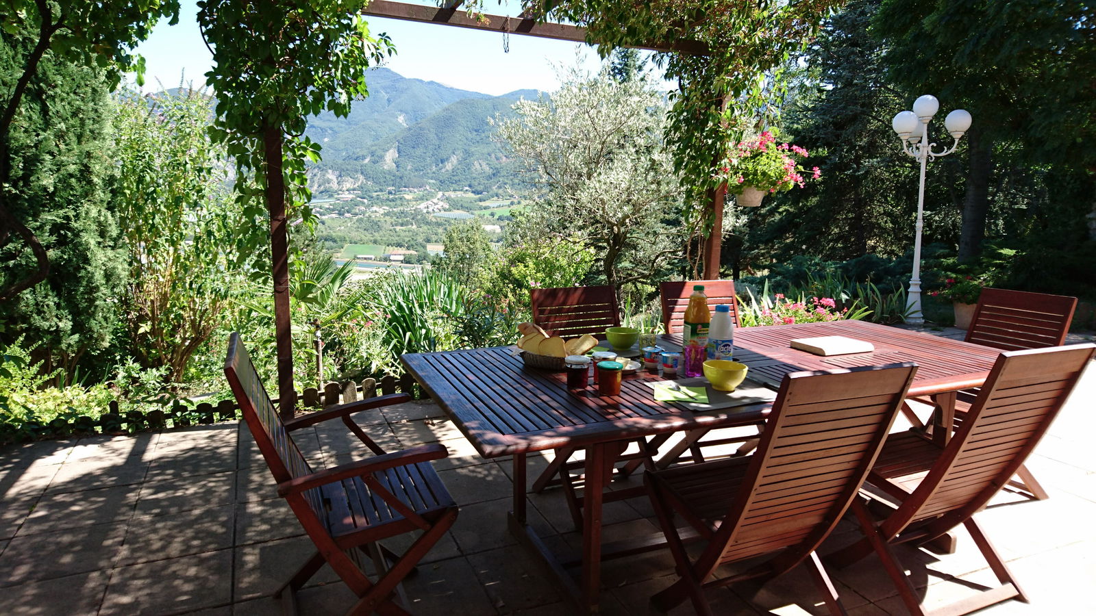 Homestay Lardier-et-Valença 142857