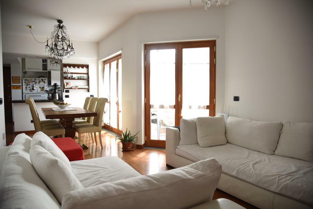 Kotimajoitus Milano 260299