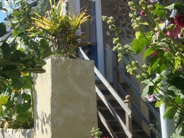 Ganz Haus Surtainville 34533-2