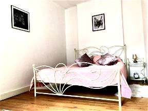 As Before, 2 Bedroom Apartment - 4 People In The Heart Of