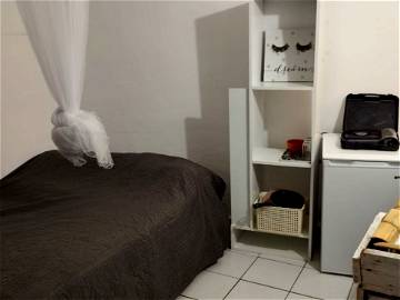 Roomlala | Cómoda habitación amueblada en casa privada.