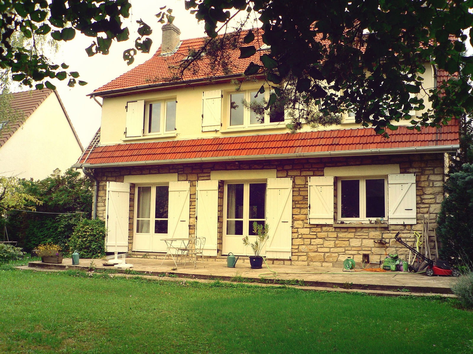 Collocazione Fontaine-lès-Dijon 141087