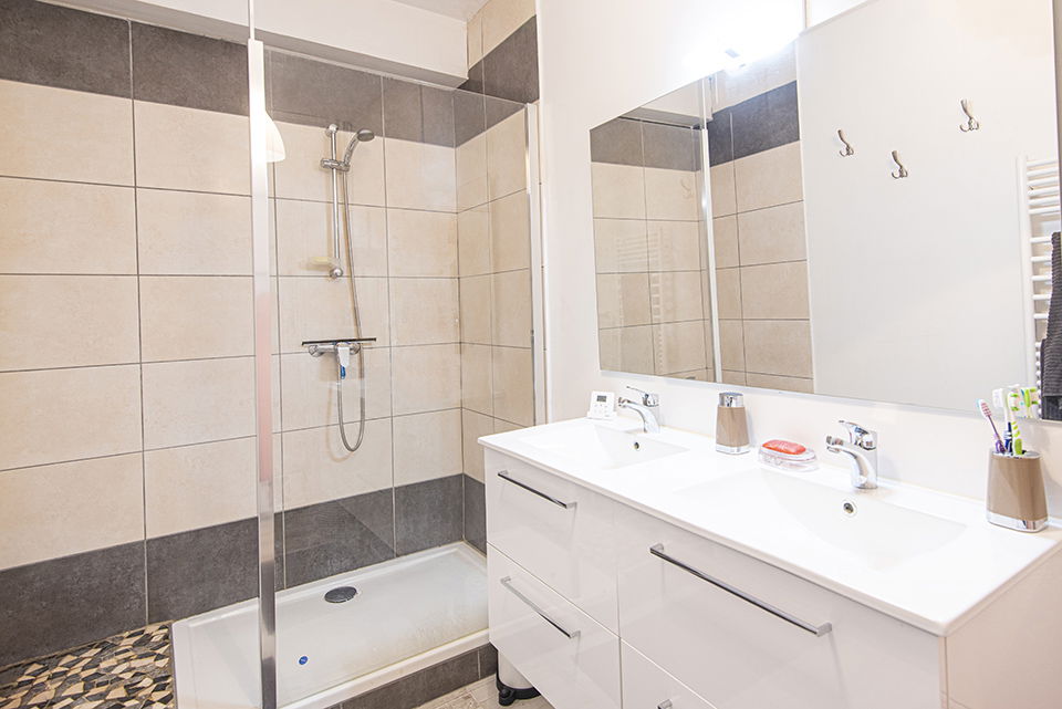 Colocación Nîmes 268522