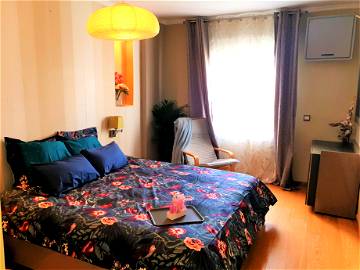 Roomlala | Confortable Habitacion Doble En encantador Chalet  en urbani
